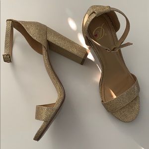 Gold Heels / Size: 6.5 / Worn ONCE